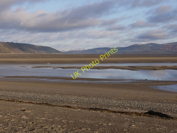 Photo 6"x4" View up the Dyfi estuary Ynys Tachwedd\/SN6093 c2010