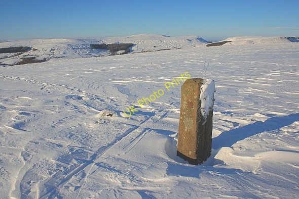 Photo 6"x4" Boundary Stone, Carr Ridge Urra c2010