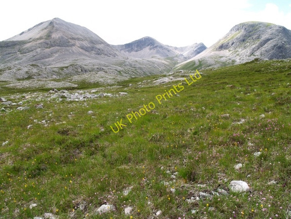 Photo 6"x4" Grass and stone plateau, Beinn Eighe Allt Toll a' Ghuibhais c2006