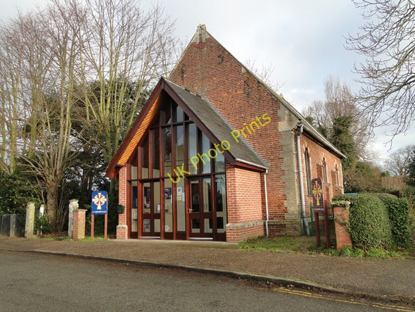 Photo 6"x4" Light of the Life Baptist church Ormesby St Margaret c2010