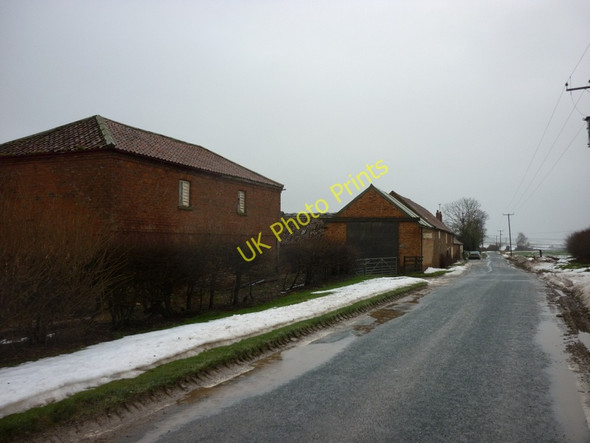 Photo 6"x4" Bartindale Farm on Bartindale Road Burton Fleming c2010