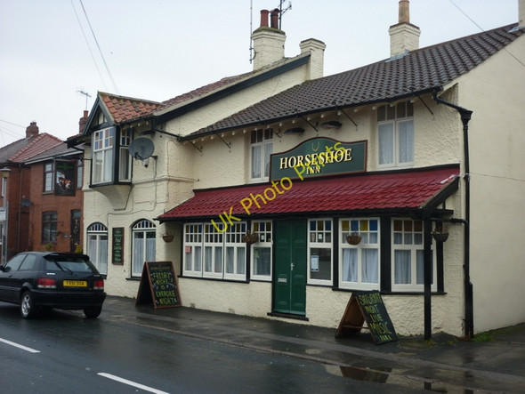 Photo 6"x4" The Horseshoe Inn on Stonegate, Hunmanby Hunmanby c2010