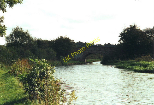 Photo 6"x4" Bridge over Grand Union Canal north of Linslade Leighton Buzzard c2000