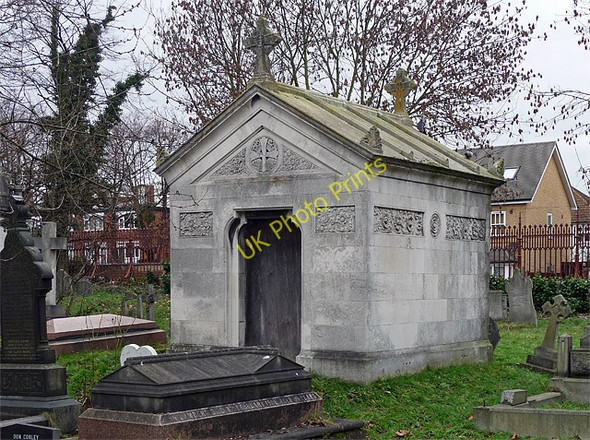 Photo 6"x4" Henry William Martin's tomb, West Norwood Cemetery Streatham c2011