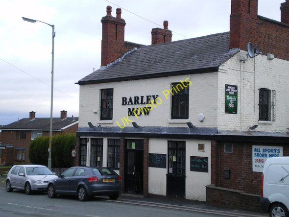 Photo 6"x4" The Barley Mow, St George's Telford c2011