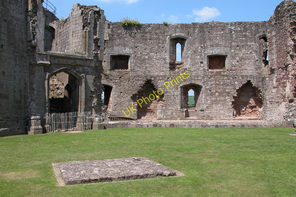 Photo 6"x4" Raglan Castle Raglan c2005