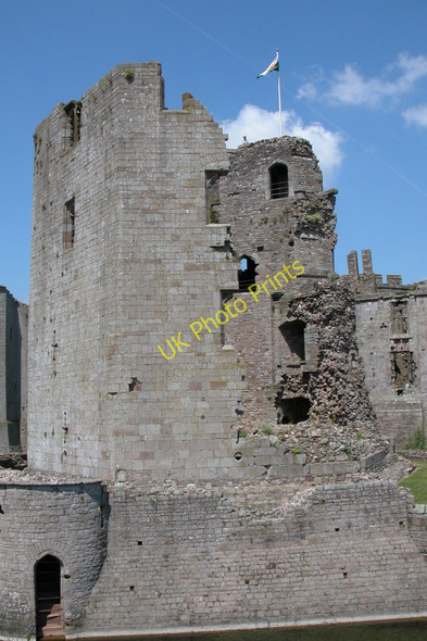 Photo 6"x4" Raglan Castle Raglan c2005 P5
