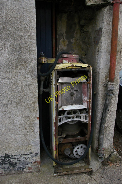 Photo 6"x4" Laugharne: disused petrol pump, King Street Laugharne c2010