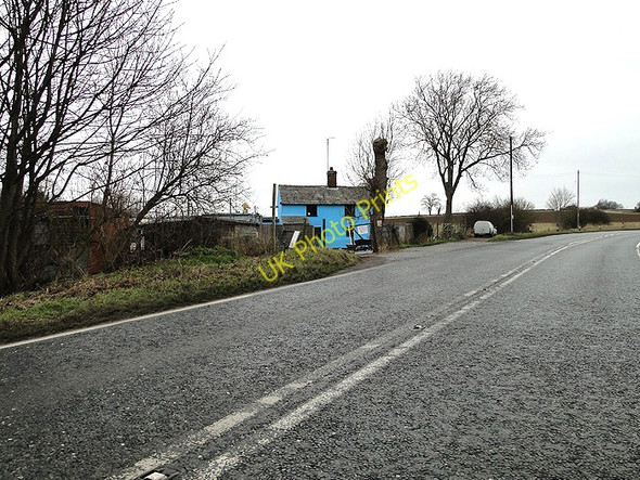 Photo 6"x4" Bright blue cottage on the A143 near Barnardiston Sowley Green c2011