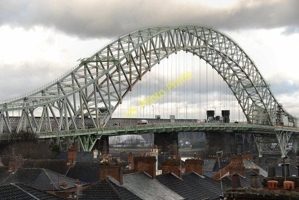 Photo 6"x4" Runcorn Widnes Bridge Widnes c2011