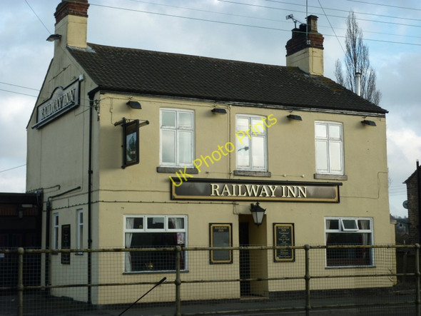 Photo 6"x4" The Railway Inn, Victoria Road, Barnetby le Wold Barnetby le Wold c2011