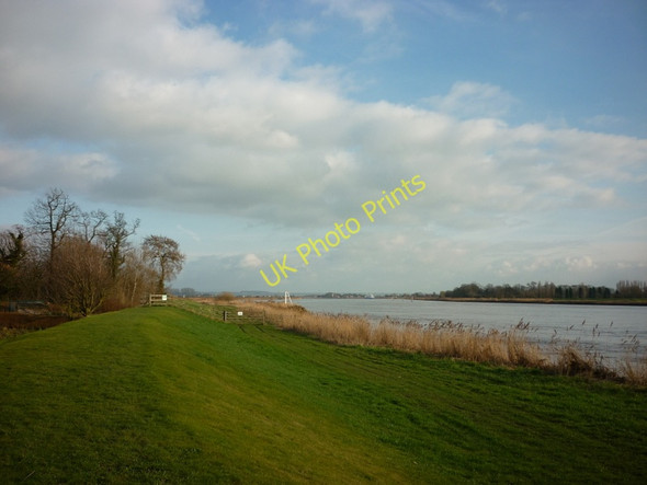 Photo 6"x4" Looking east along the Ouse at Saltmarshe Laxton\/SE7925 c2011