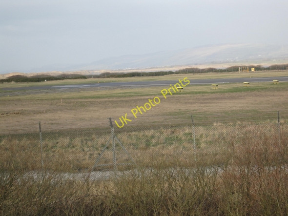 Photo 6"x4" Barrow (Walney Island) Airfield Barrow-In-Furness c2011