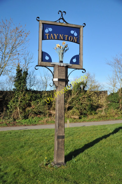 Photo 6"x4" Taynton village sign Taynton\/SO7321 c2011