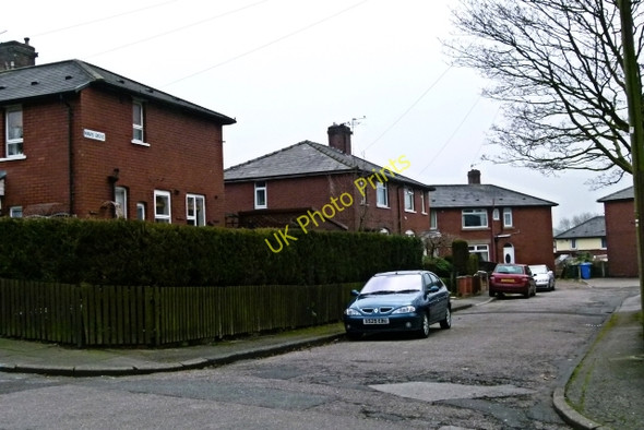 Photo 6"x4" Mavis Grove Milnrow c2011