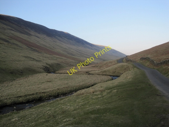Photo 6"x4" Barkin Beck and road to Dent Barkin Beck c2011