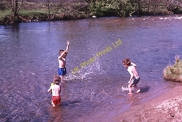 Photo 6"x4" River Avon at Delavorar Tomintoul\/NJ1618 c1992