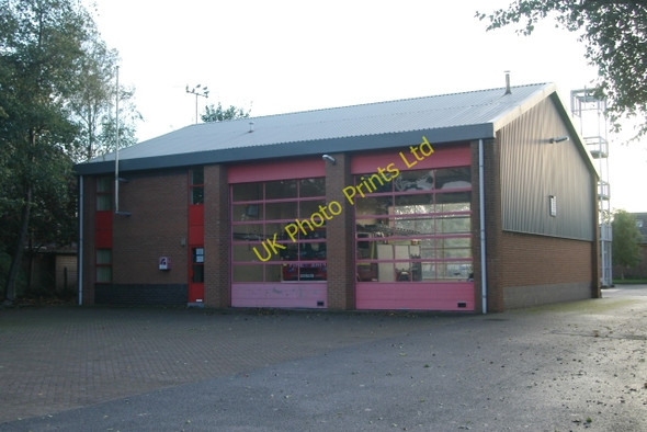 Photo 6"x4" Tarporley fire station Rhuddall Heath c2006