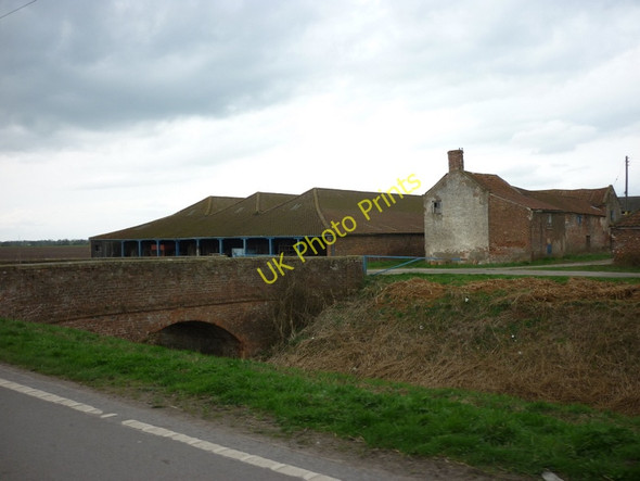 Photo 6"x4" Grove Farm on Idle Bank, Sandtoft West Carr\/SE7407 c2011