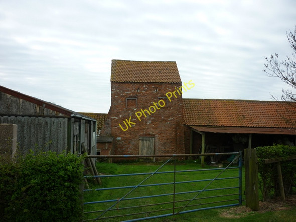 Photo 6"x4" Farm buildings at North End, South Kelsey North End\/TF0499 c2011