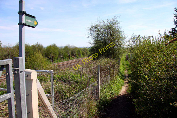 Photo 6"x4" Footpath by the railway South Moreton c2011