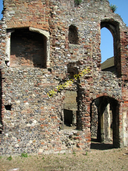 Photo 6"x4" Friary ruins, Great Yarmouth Great Yarmouth c2011 P1