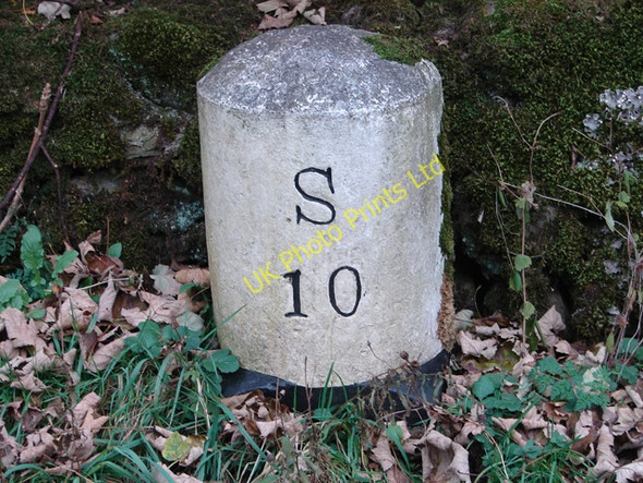 Photo 6"x4" Milestone in Dentdale Lea Yeat c2006 P1