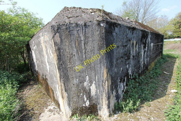 Photo 6"x4" One step from the river Aldermaston Wharf c2011