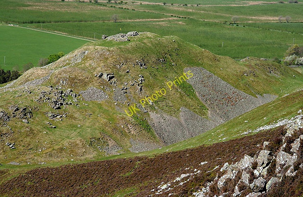 Photo 6"x4" Tinnis Castle and hill fort at Drumelzier Drumelzier\/NT1334 c2011
