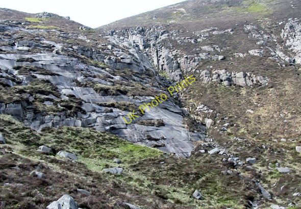 Photo 6"x4" A hanging valley in the back-wall of the Glen River Valley Newcastle\/J3732 c2011
