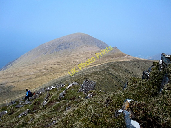 Photo 6"x4" Descending Hikers Cloghane c2011