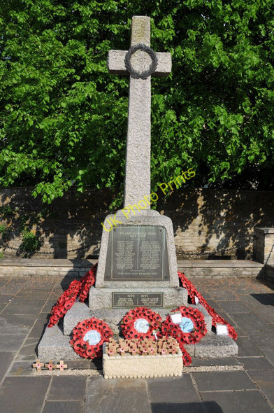 Photo 6"x4" War Memorial in Cricklade Cricklade c2011