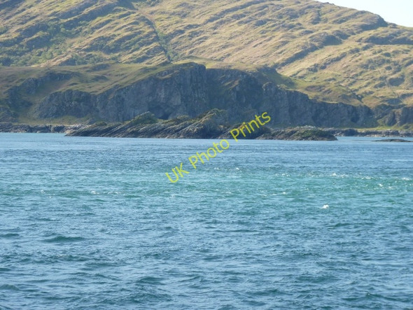 Photo 6"x4" Eilean Beag from Corryvreckan Kinuachdrachd c2011