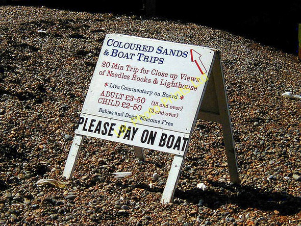 Photo 6"x4" Alum Bay - Coloured Sands & Boat Trips Totland c2005