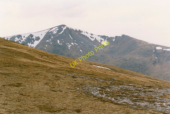 Photo 6"x4" Looking towards Sg\u00c3\u00b9rr na Lapaich Carn nan Gobhar\/NH1834 c1992
