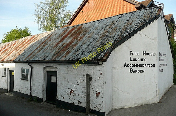 Photo 6"x4" Wall at the White Hart Hotel Overton\/SU5149 c2011