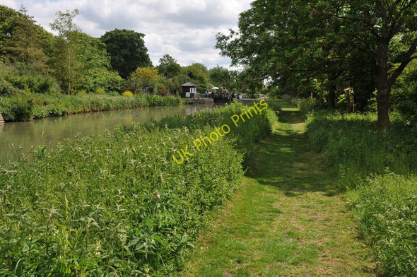 Photo 6"x4" Thames Path at Radcot Lock Clanfield\/SP2801 c2011