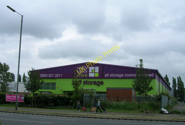 Photo 6"x4" Storage facility off Wheatley Hall Road Wheatley Park c2011