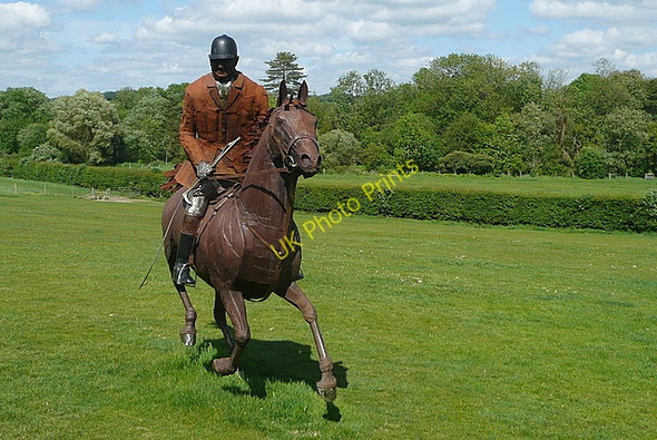 Photo 6"x4" The Huntsman Cheriton\/SU5828 c2011