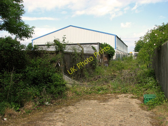 Photo 6"x4" Industrial shed east of Hingham Road, Bush Green Anchor Corner c2011