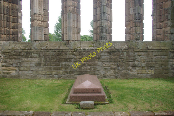 Photo 6"x4" Elgin Cathedral Elgin c2011 P1