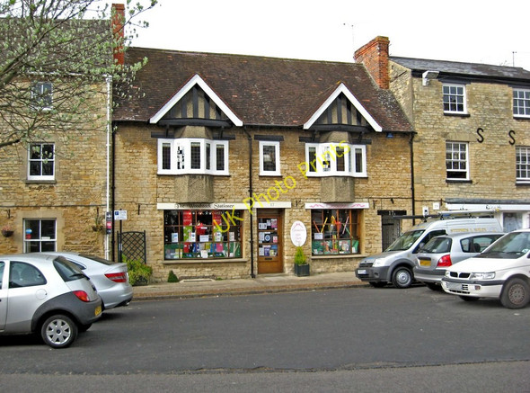 Photo 6"x4" The Woodstock Stationer, 17 High Street, Woodstock Woodstock\/SP4416 c2010