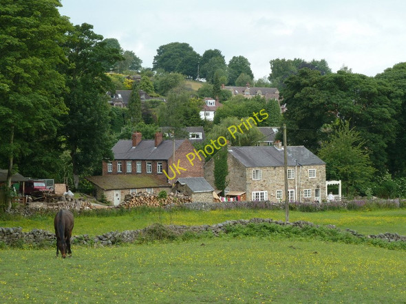 Photo 6"x4" Village scene, Holymoorside Holymoorside c2011