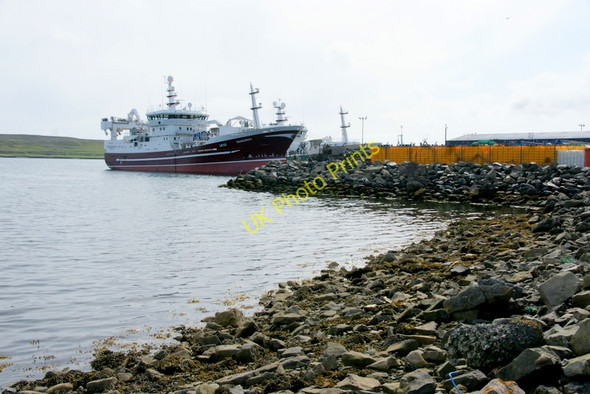 Photo 6"x4" LK 62, MV Research, at Holmsgarth, Lerwick Lerwick c2011