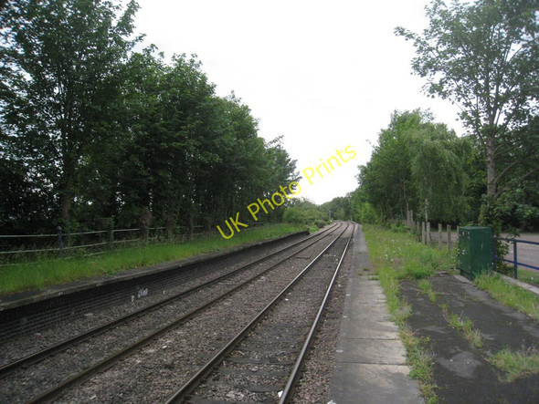 Photo 6"x4" Brigg station looking west Brigg c2011