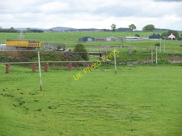 Photo 6"x4" Pipeline, Carstairs Junction Carstairs Junction c2011