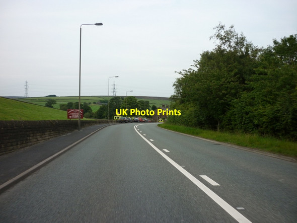 Photo 6"x4" The A628 Manchester Road at Tintwistle Hadfield c2011
