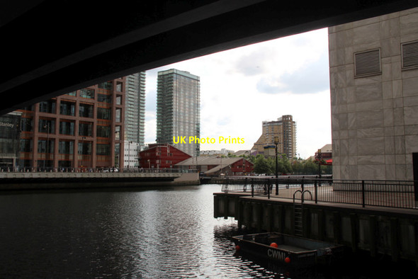 Photo 6"x4" Canary Wharf, London Poplar\/TQ3780 c2011