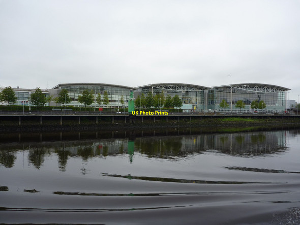 Photo 6"x4" Doon The Watter - 25th June 2011 : Braehead Shopping Centre and Beacon Scotstoun\/NS5268 c2011