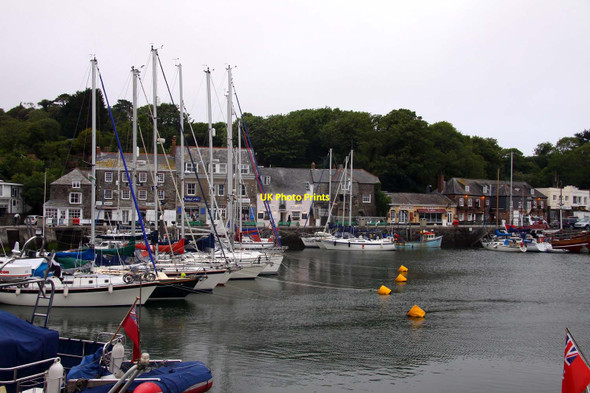 Photo 6"x4" The inner harbour at Padstow Padstow c2011